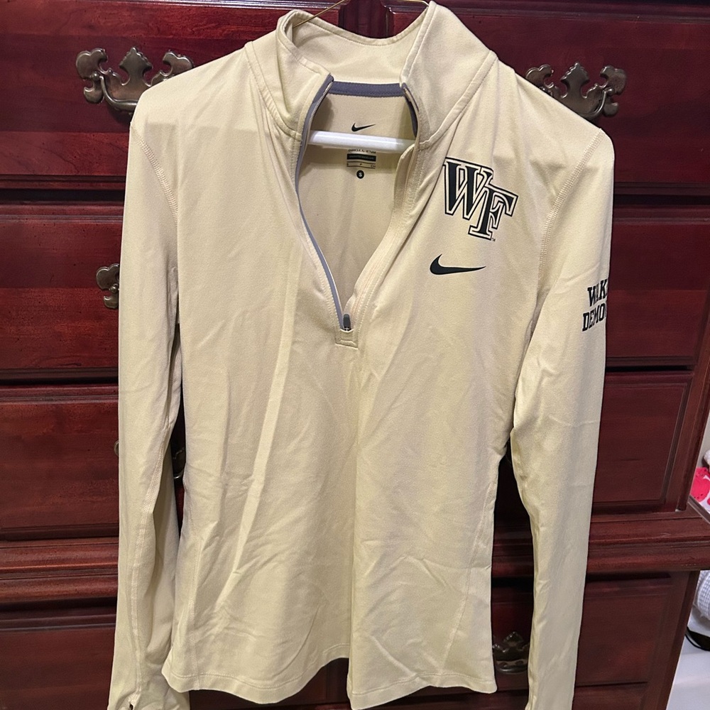 Wake Forest women’s Nike dri fit quarter zip